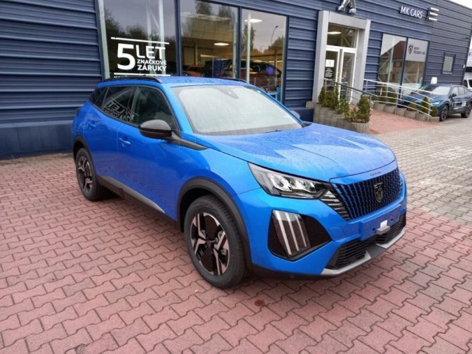 Peugeot 2008, Peugeot 2008 ALLURE 1.2 PureTech 7 let zár., barva modrá