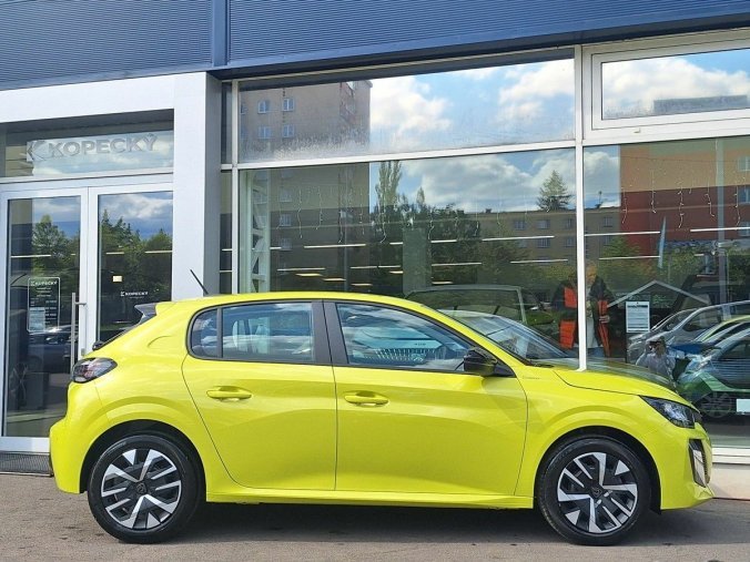 Peugeot 208, Peugeot 208 STYLE 1.2 PT 100K MAN6, barva žlutá