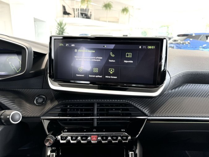 Peugeot 2008, Peugeot 2008 GT HYBRID 136k, Automat, barva černá