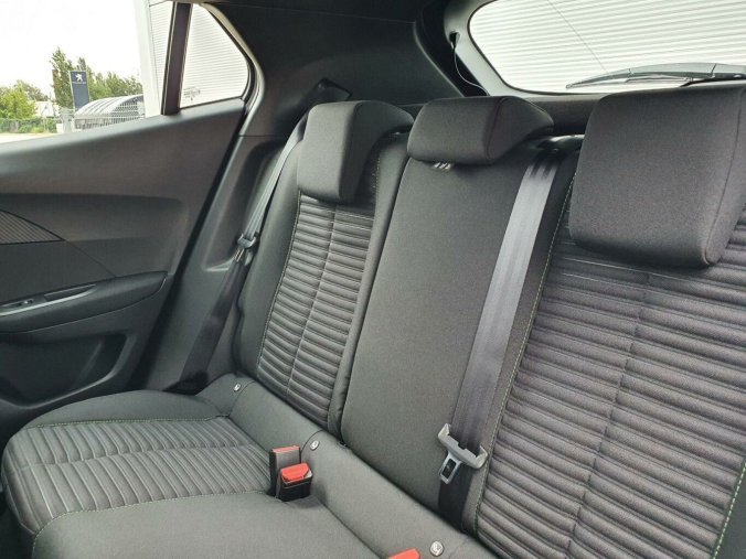 Peugeot 2008, Peugeot 2008 STYLE PureTech 100 S&S MAN6, barva bílá