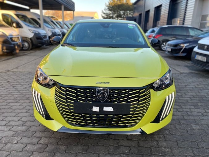 Peugeot 208, Peugeot 208 ALLURE PureTech 100 MAN6 - 2018, barva žlutá