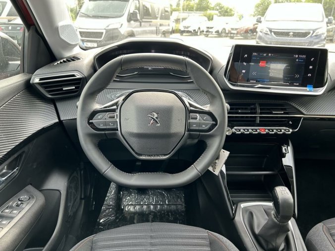 Peugeot 208, Peugeot 208 208 ACTIVE PACK PureTech MAN5, barva červená