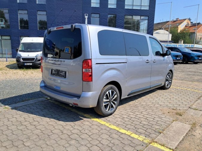 Peugeot Traveller, Peugeot Traveller Active L2 2.2 BlueHDi 180 S&am, barva šedá
