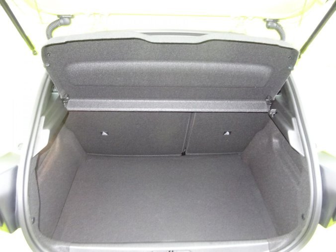 Peugeot 208, Peugeot 208 STYLE PureTech 100k MAN6, barva žlutá