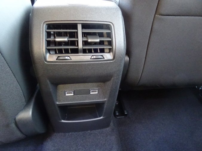 Peugeot 308, SW ALLURE 1.2PT 130k MAN6, barva šedá