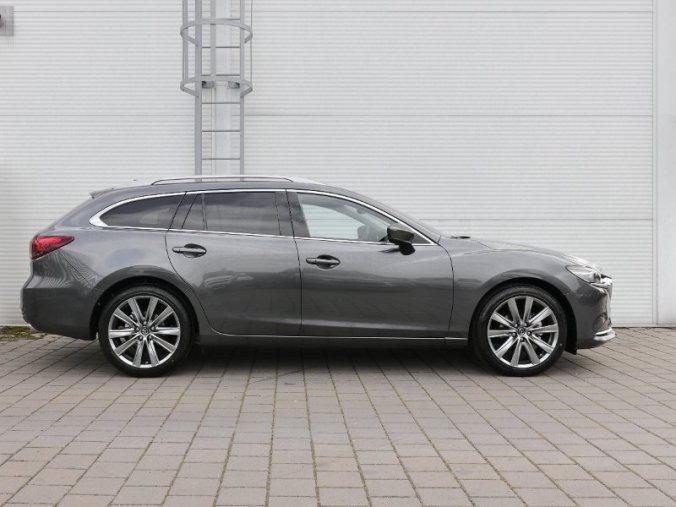 Mazda 6, 2,5i Skyactiv-G 143KW/194k 6AT, barva červená