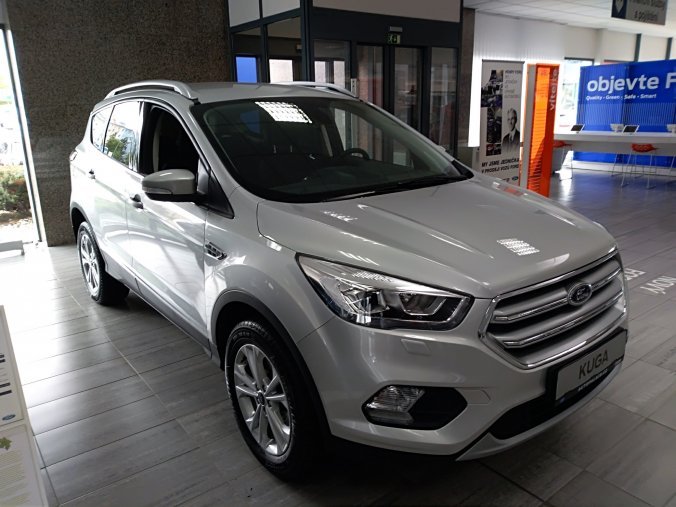 Ford Kuga, KUGA, TITANIUM PLUS, 1.5 ECOBOOST 150 K, 6ST MAN, barva stříbrná