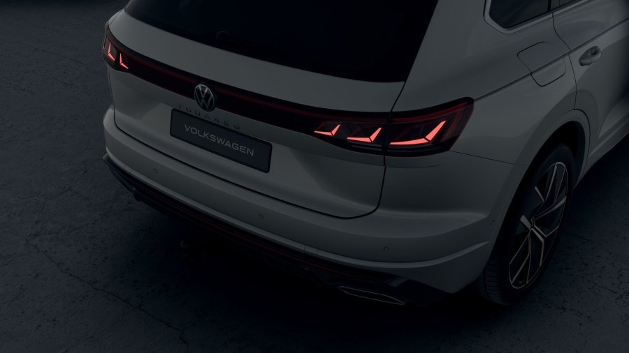 Volkswagen Touareg, Touareg R-Line V6 3,0 TDI 210 kW 4MOT, barva bílá