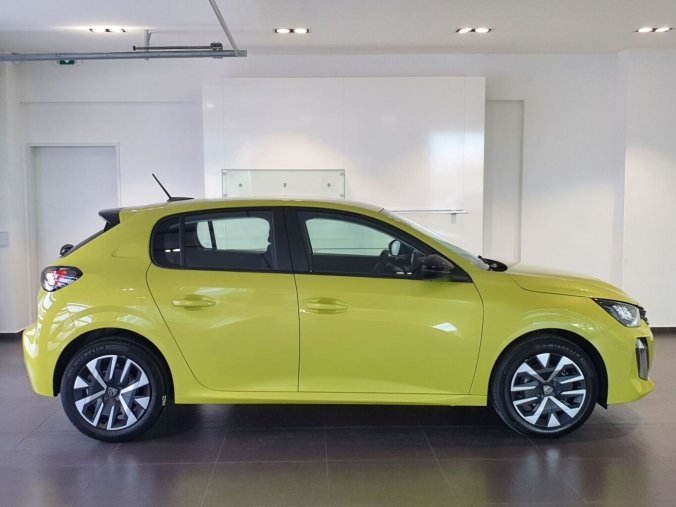 Peugeot 208, Peugeot 208 STYLE 1.2 PT 100k MAN6, barva žlutá