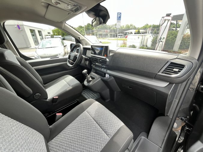 Peugeot Traveller, Peugeot Traveller Traveller Active L3 2.2 BlueHDi 150k MAN6, barva šedá