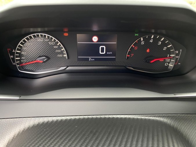 Peugeot 2008, Peugeot 2008 STYLE PureTech 100 S&S MAN6, barva bílá