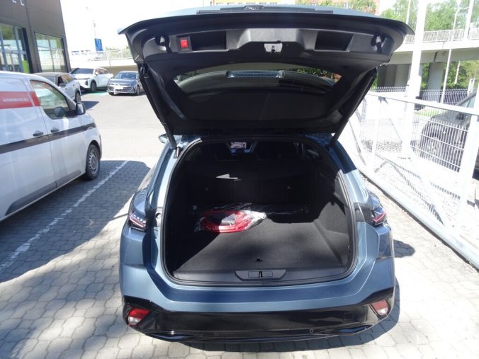 Peugeot 308, Peugeot 308 SW GT Elektromotor 115 kW / 156 k (Baterie 58 kWh), barva modrá
