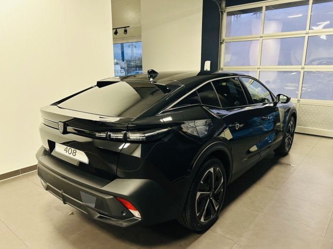 Peugeot 408, Peugeot 408 ALLURE Hybrid 145 e-DCS6, barva černá