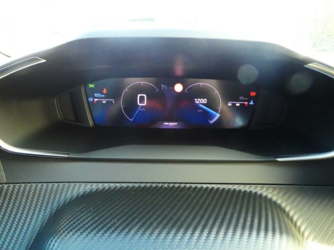 Peugeot 208, Peugeot 208, barva bílá