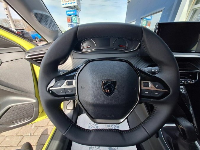 Peugeot 208, Peugeot 208 Style PureTech 100k MAN5, barva žlutá