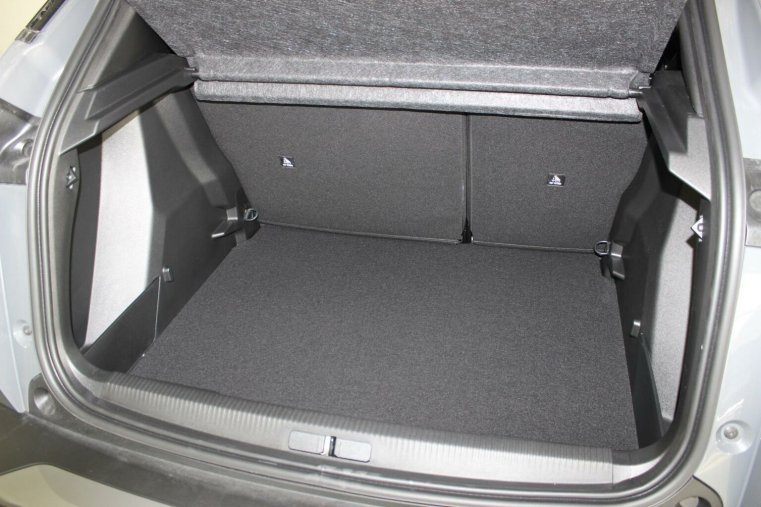 Peugeot 2008, Peugeot 2008 ALLURE PureTech 100 S&S M, barva šedá