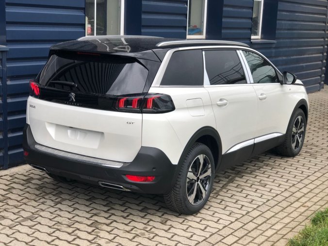 Peugeot 5008, Peugeot 5008 GT BlueHDi 130 S&S EAT8 - 4026, barva bílá