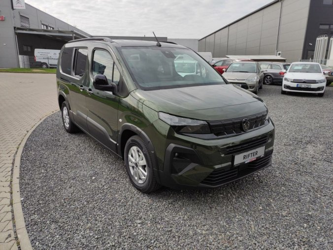 Peugeot Rifter, Peugeot Rifter ALLURE 1.5 HDI 130kMAN6 osobní, barva zelená