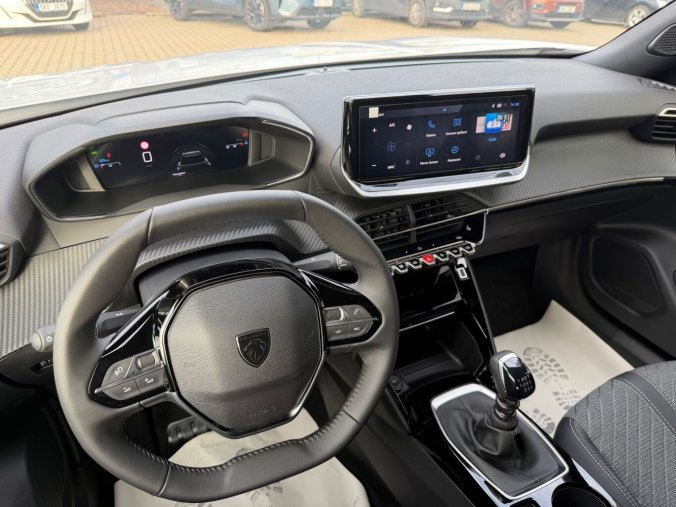 Peugeot 2008, Peugeot 2008 ALLURE PureTech 100k MAN6, barva bílá