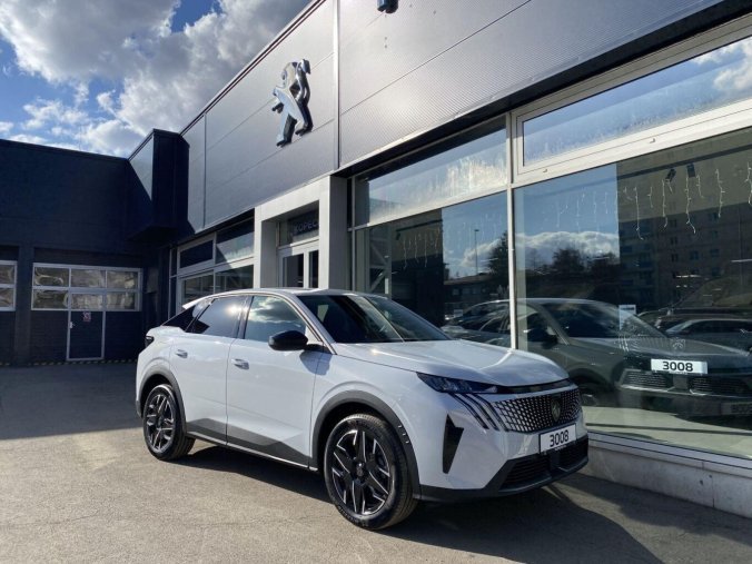 Peugeot 3008, Peugeot 3008 ALLURE Hybrid 145 e-DCS6, barva bílá