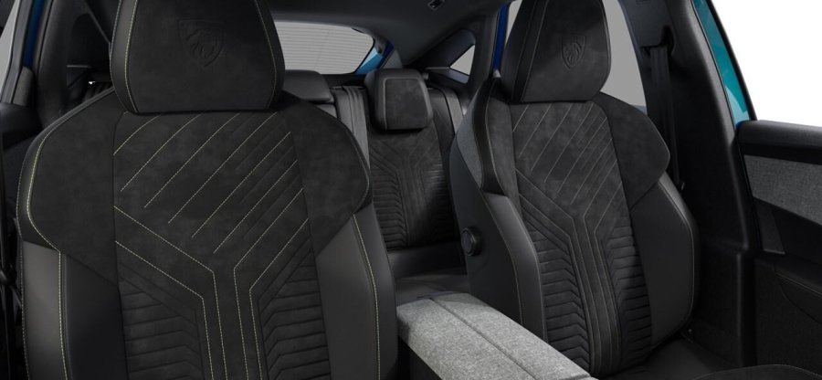 Peugeot 3008, Peugeot 3008 GT Hybrid 145 e-DCS6, barva modrá