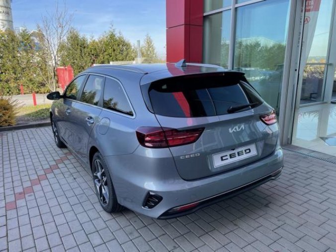 Kia Ceed, SW 1.5 T-GDi TOP MY22 17alu, barva šedá