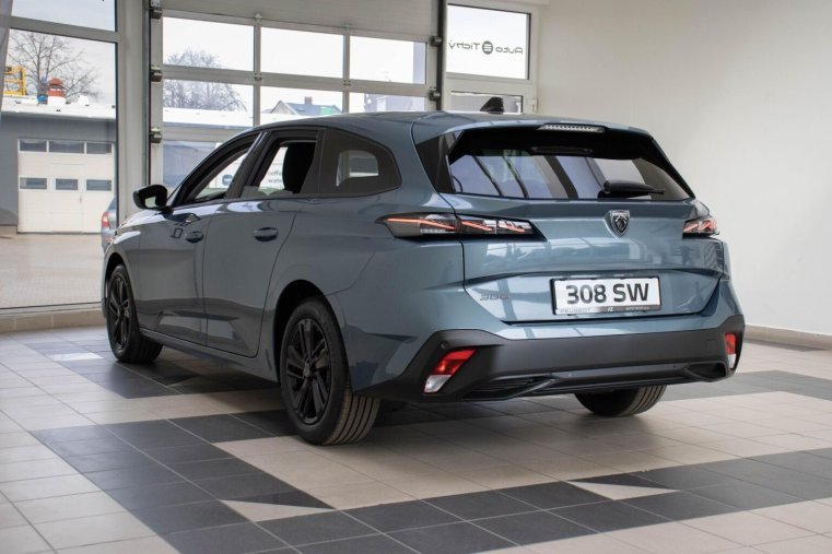Peugeot 308, Peugeot 308 SW STYLE BlueHDi 130 EAT8, barva modrá