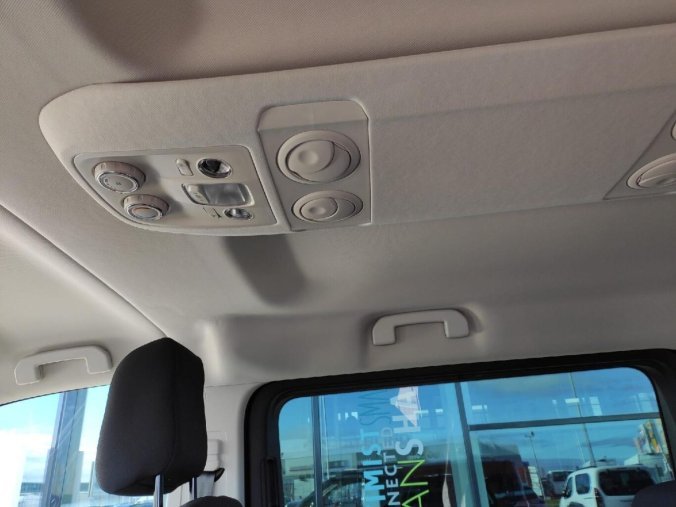 Peugeot Traveller, Peugeot Traveller L3 2.2 HDI AUT8 180k  WEBASTO, barva šedá