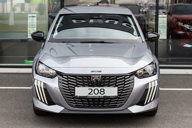 Peugeot 208, Peugeot 208 1,2 ALLURE PT 100 S&S MAN6, barva stříbrná