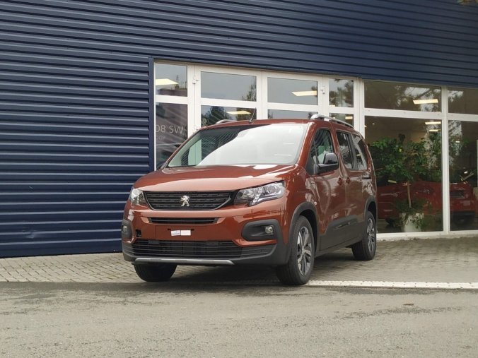 Peugeot Rifter, LONG GT LINE 1.5 BlueHDi 130 S&S EAT8, barva oranžová