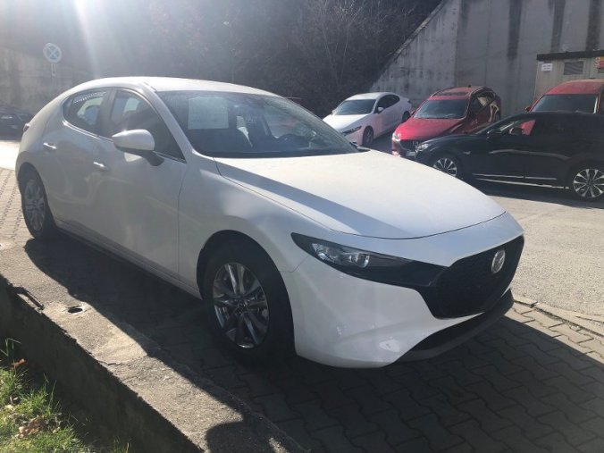 Mazda 3, 2.0i G 122 K, barva bílá