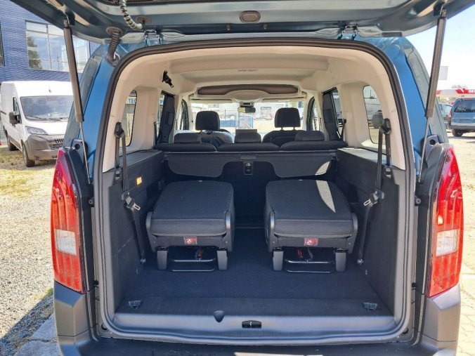 Peugeot Rifter, Peugeot Rifter LONG GT BlueHDi 130 S&S EA, barva modrá