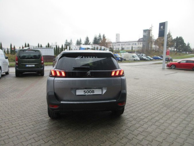 Peugeot 5008, Peugeot 5008 ALLURE BlueHDi 130 S&S EAT 8, barva šedá
