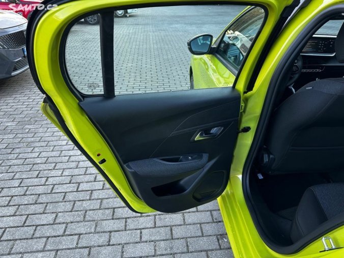 Peugeot 208, Peugeot 208 STYLE PureTech 100 S&S MAN6, barva žlutá