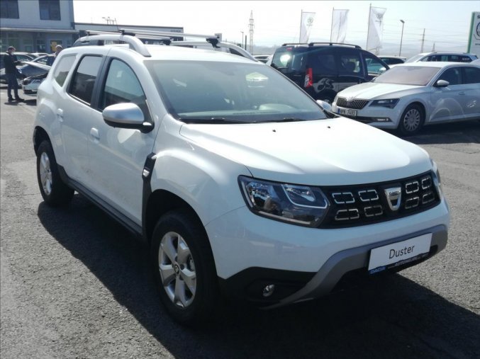 Dacia Duster, Comfort Blue dCi  115 4X4 N1, barva bílá