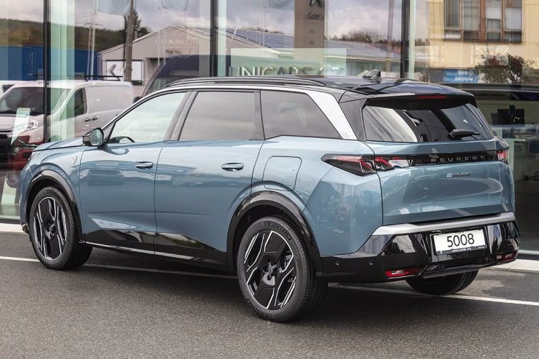 Peugeot 5008, Peugeot 5008 0,0 E- GT Elektromotor 157 kW, barva modrá