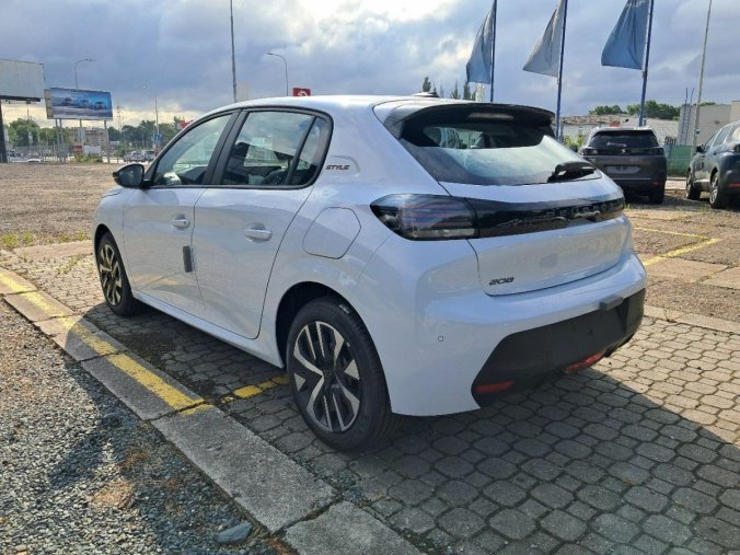 Peugeot 208, Peugeot 208 208 STYLE PureTech 100 S&S, barva bílá