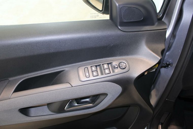 Peugeot Rifter, Peugeot Rifter ALLURE BlueHDi 130 S&S MAN6 N1, barva stříbrná