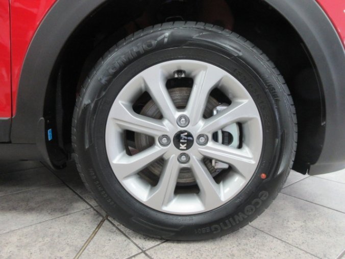 Kia Stonic, 1.4 CVVT Exclusive NAVI, barva červená