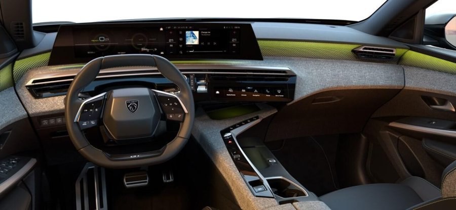 Peugeot 5008, Peugeot 5008 GT Hybrid 145 e-DCS6, barva šedá