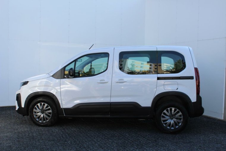Peugeot Rifter, Peugeot Rifter ALLURE BlueHDi 130 MAN6 N1, barva zelená