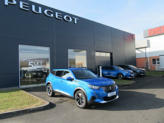 Peugeot 2008, ALLURE 1.2 PureTech 130k MAN6, barva modrá