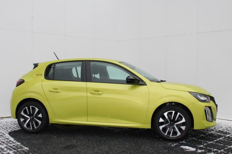 Peugeot 208, Peugeot 208 STYLE PureTech 100 MAN6, barva zelená