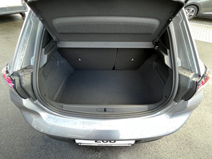 Peugeot 208, Peugeot 208 ALLURE PureTech 100k MAN6, barva šedá