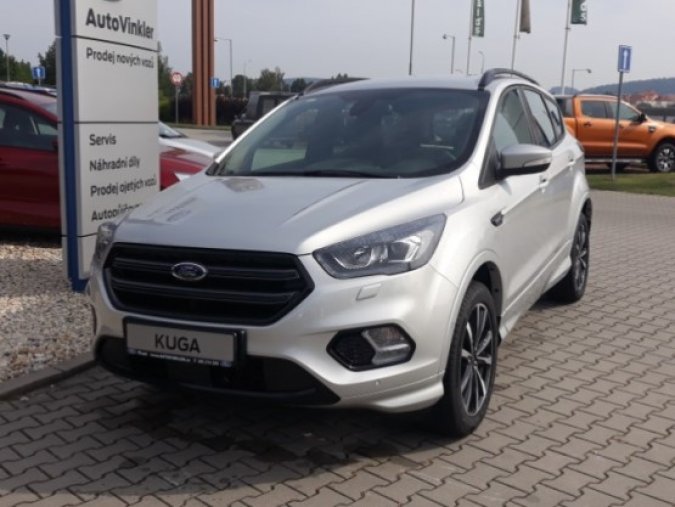 Ford Kuga, 1.5 EcoBoost, barva stříbrná