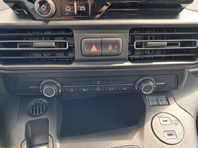 Peugeot Rifter, Peugeot Rifter LONG ALLURE BlueHDi 130 S&, barva šedá