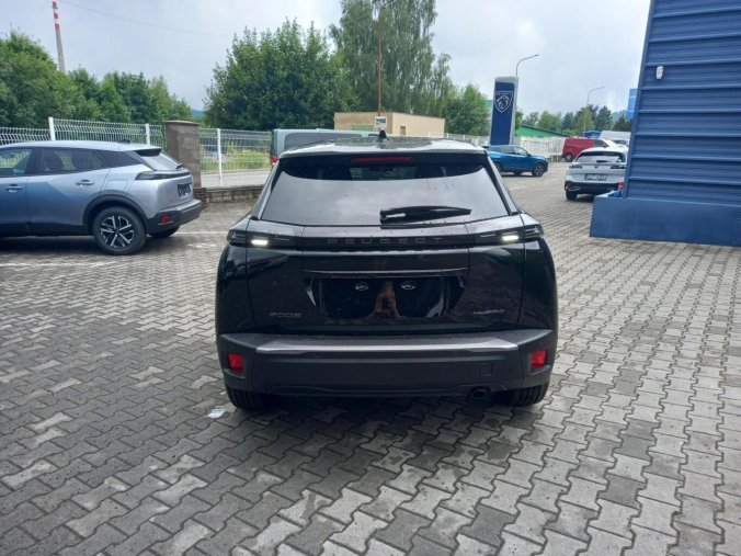 Peugeot 2008, Peugeot 2008 BUSINESS Turbo 100k MAN6, barva černá