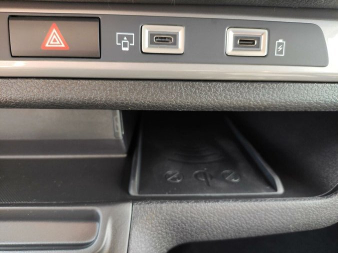 Peugeot Traveller, Peugeot Traveller L2 2.0 HDI AUT8 180k NAV 2+3+3, barva zelená