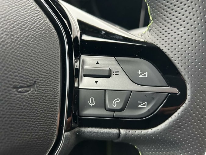 Peugeot 308, Peugeot 308 SW GT 1.5BlueHDi 130 EAT8, barva červená