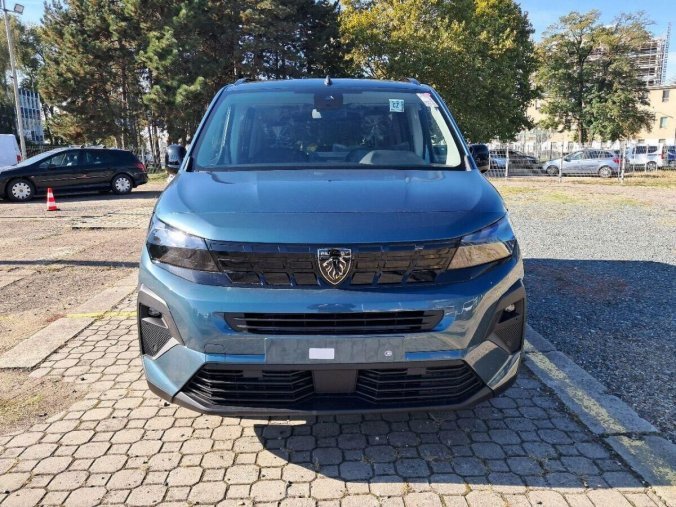 Peugeot Rifter, Peugeot Rifter LONG ALLURE BlueHDi 130 EAT8, barva modrá